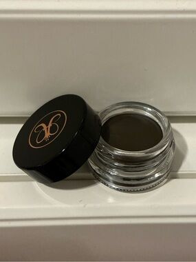 Anastasia Beverly Hills Dipbrow brow pomade - Ebony